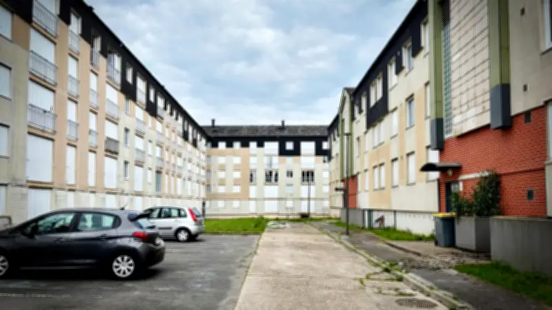 À Beauvais, quatre familles vivent encore dans des immeubles fantômes