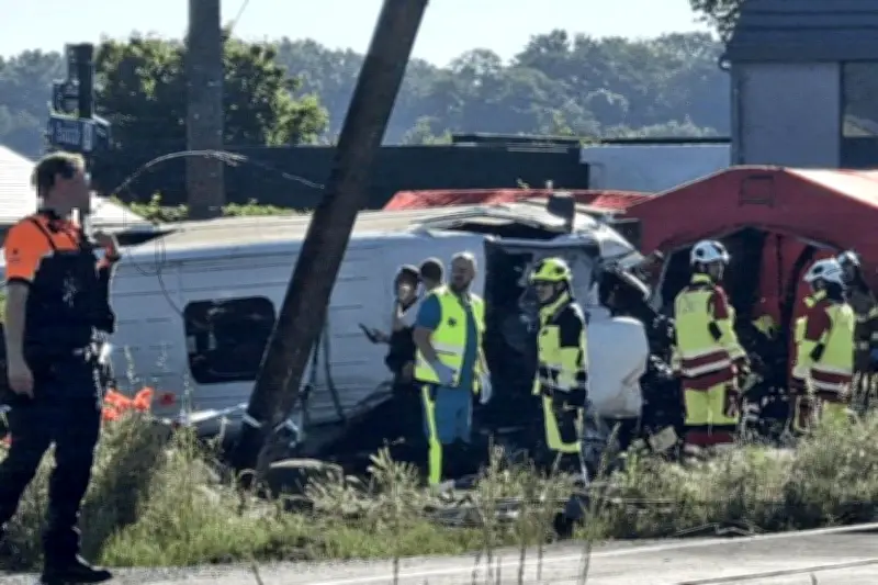 Belgique : collision mortelle entre un train et un car scolaire, 4 morts dont 2 enfants