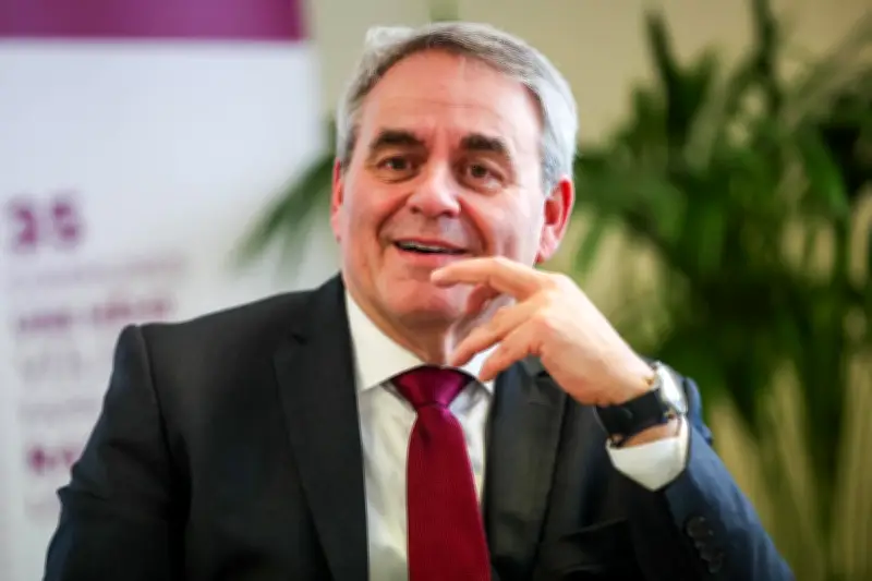 Bertrand croit à son destin présidentiel, Ruffin rêve du soutien du PCF