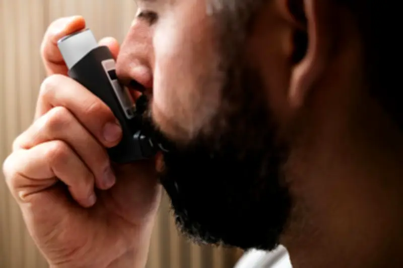 Bien vivre avec l'asthme : diagnostic précoce et traitement adapté
