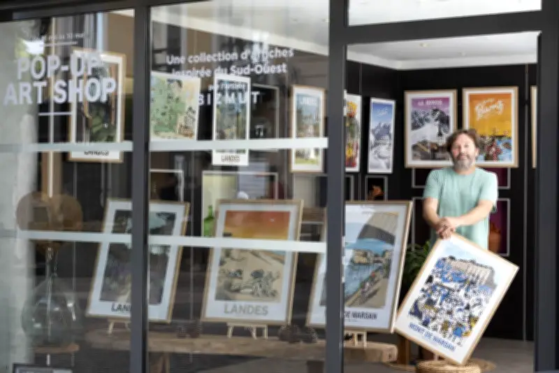 Bizmut expose ses affiches landaises à Mont-de-Marsan