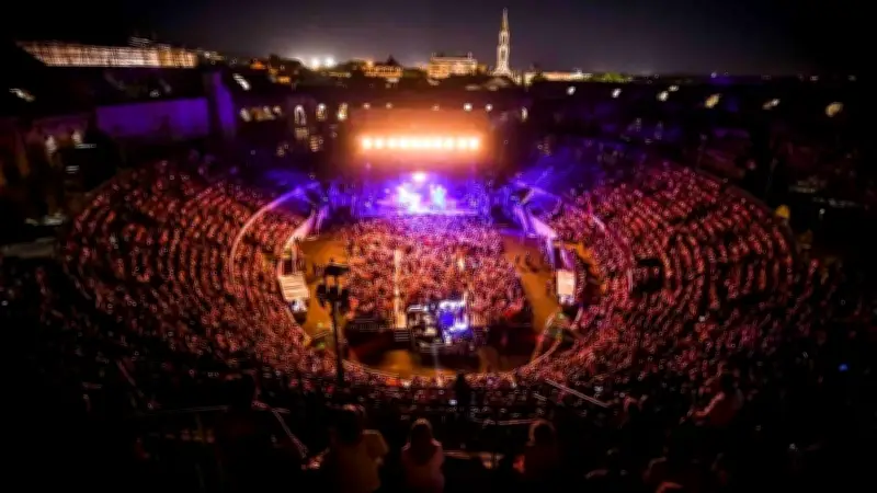 Black Coffee enflamme les arènes de Nîmes : un concert inoubliable