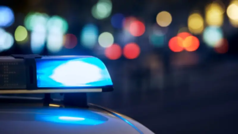 Bobigny : un homme armé de couteaux abattu par la police après avoir blessé des voisins