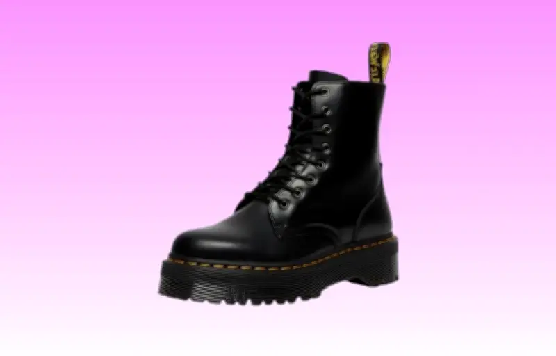 Bottines Dr Martens Jadon : -37% sur Amazon, résistantes et stylées