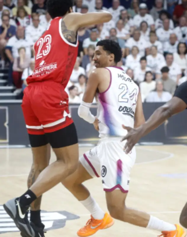 Boulazac : trois victoires à l'extérieur, le derby à Limoges en ligne de mire