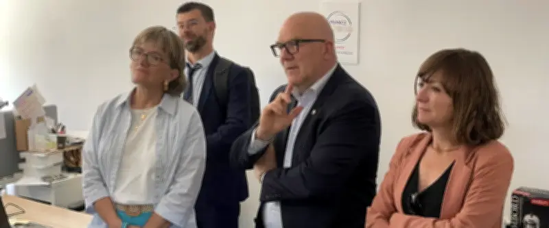 Bruno Bonnell vante l'innovation lozérienne lors de sa visite à Mende