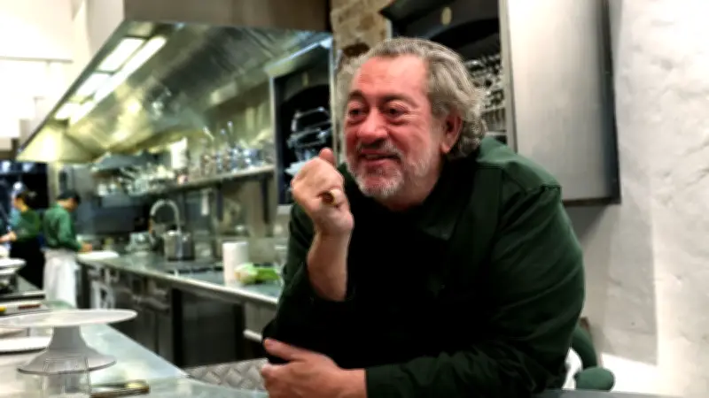 Bruno Verjus célèbre la cuisine dans son premier roman « La Recette »