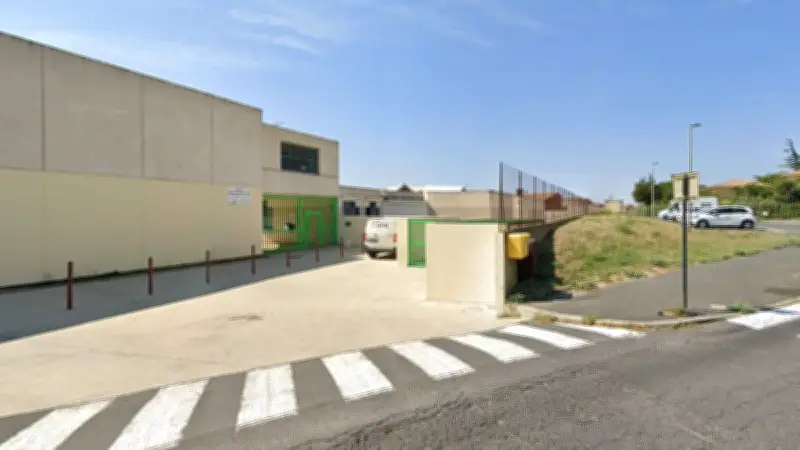 Béziers : la maîtresse de Charles-de-Foucauld réintégrée après mobilisation