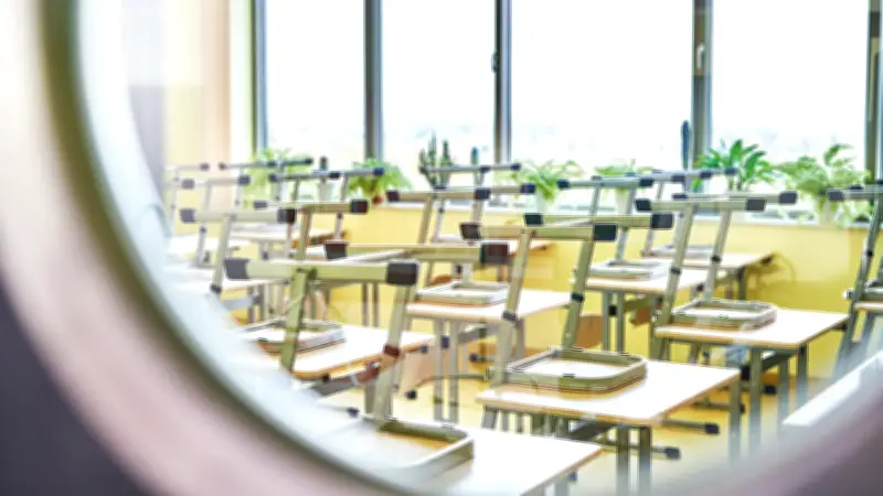 Calendrier scolaire 2026-2027 : dates des vacances et jours fériés