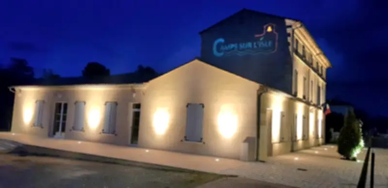Camps-sur-l'Isle : une innovation lumineuse pour valoriser son patrimoine