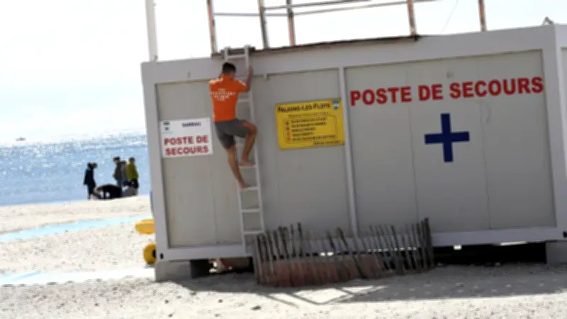 Canicule en Méditerranée : faut-il ouvrir plus tôt les postes de secours sur les plages ?