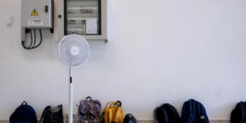 Canicule : fermetures d'écoles exceptionnelles et proportionnées selon le gouvernement