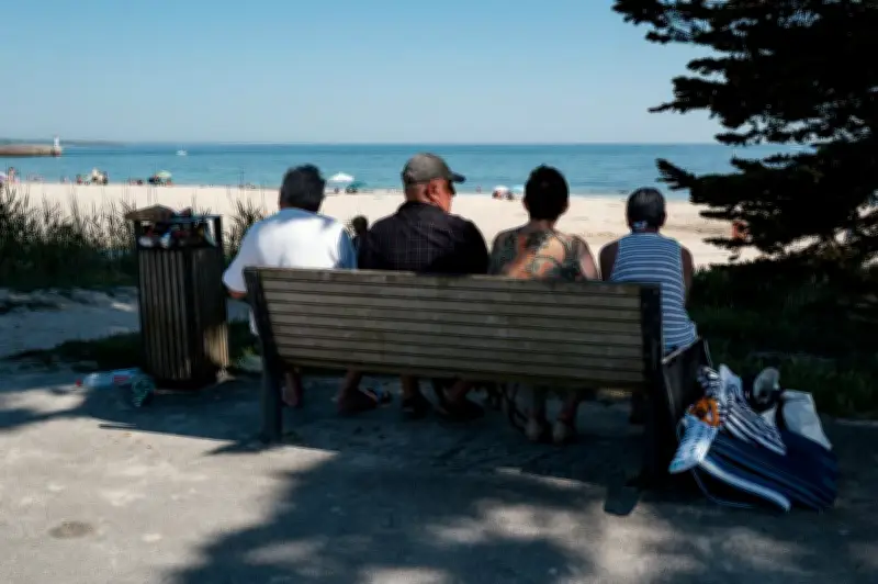 Canicule : l'épisode de chaleur reflue par l'ouest, 11 départements en vigilance orange