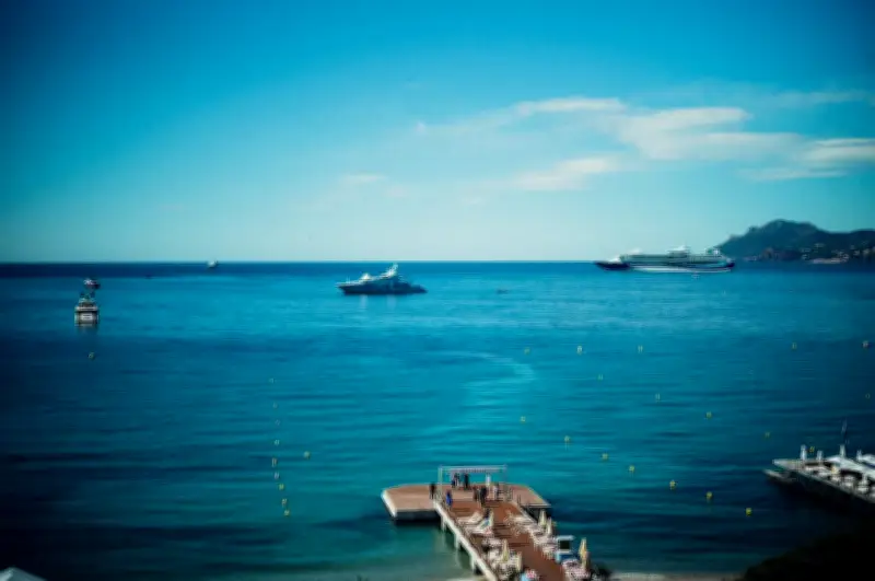 Cannes J8 : Almodóvar en abyme, Léa Seydoux et Nils Schneider en jeu