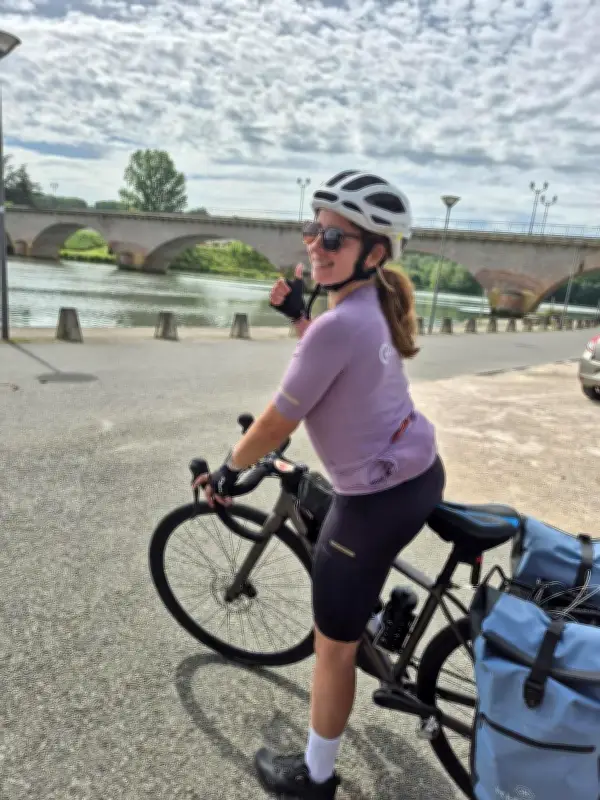 Cap sur Rome : le défi vélo de Charlotte pour les handicaps invisibles