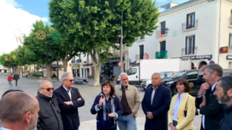 Carole Delga en visite à Mèze pour écouter les habitants du bassin de Thau