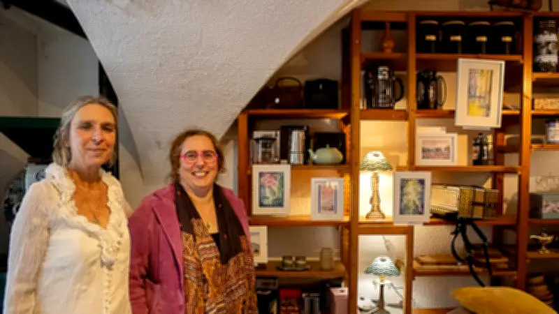 Cathou Caillaud expose ses aquarelles à la Cardamome à Saint-Ambroix