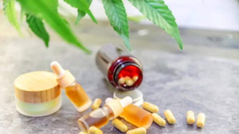 CBD alimentaire interdit en France dès le 15 mai : ce qui change