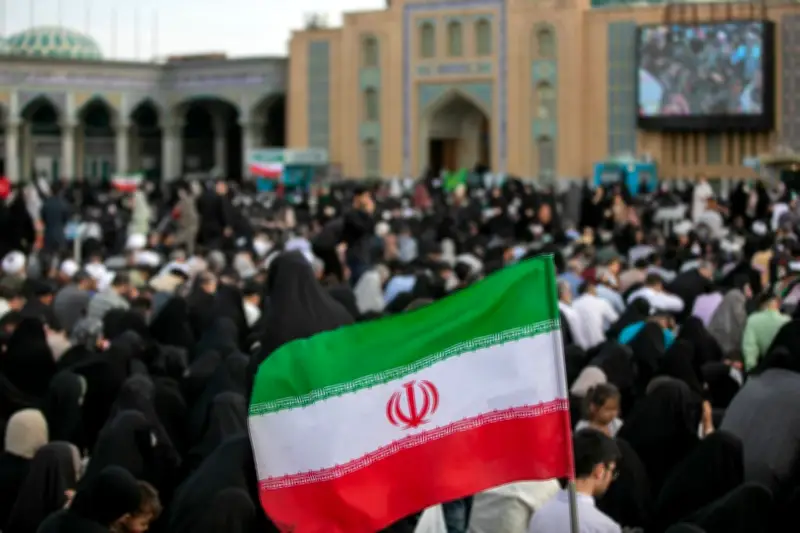 Cessez-le-feu en Iran et au Liban menacés par de nouvelles frappes