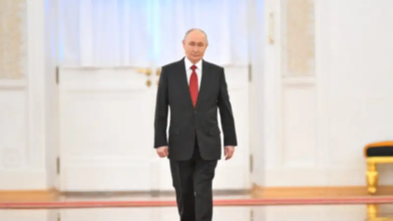 Cessez-le-feu en Ukraine : Poutine et Zelensky désaccordés sur les dates