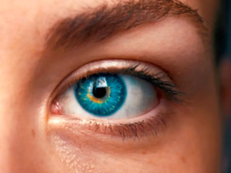 Changer la couleur de ses yeux : une mode risquée