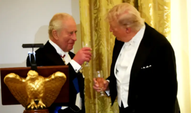 Charles III redore le blason de la monarchie britannique