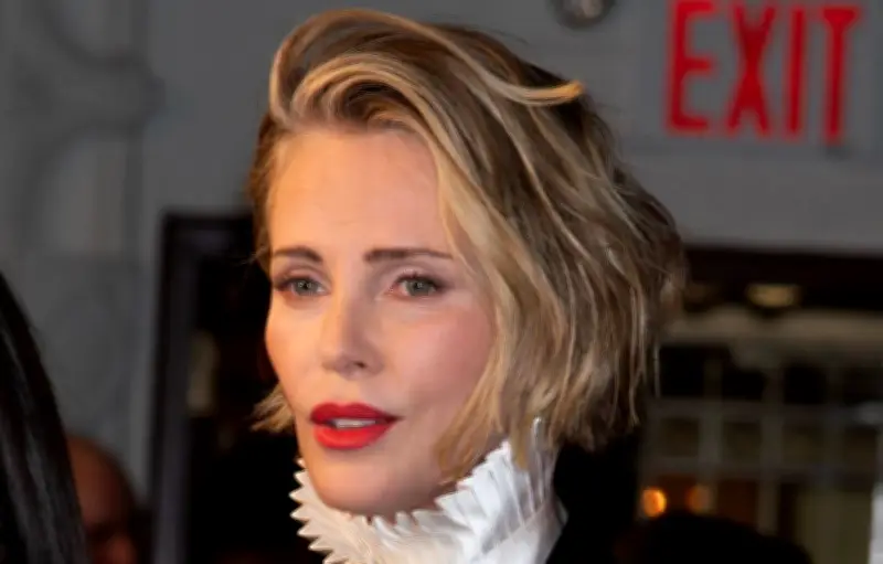 Charlize Theron fait marche arrière après ses propos sur Timothée Chalamet