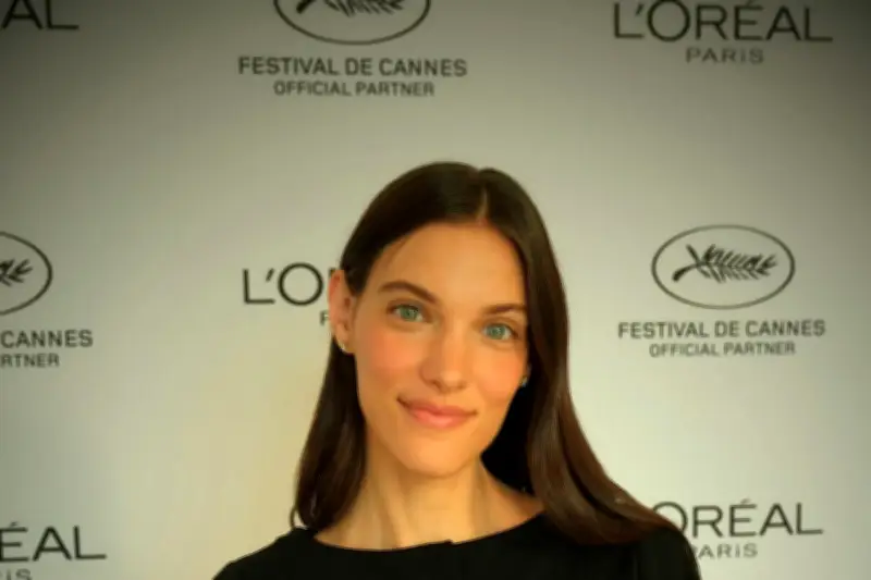Charlotte Cardin à Cannes : son combat pour la parité dans les arts