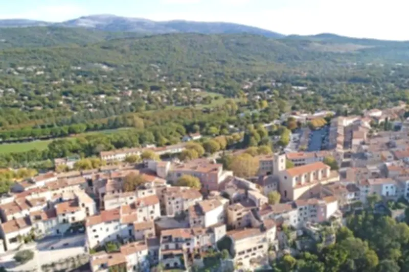 Chute d'arbre à Saint-Cézaire-sur-Siagne : la RD 105 coupée
