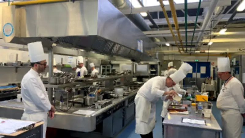 À Clichy, les épreuves du concours Meilleur Ouvrier de France en cuisine