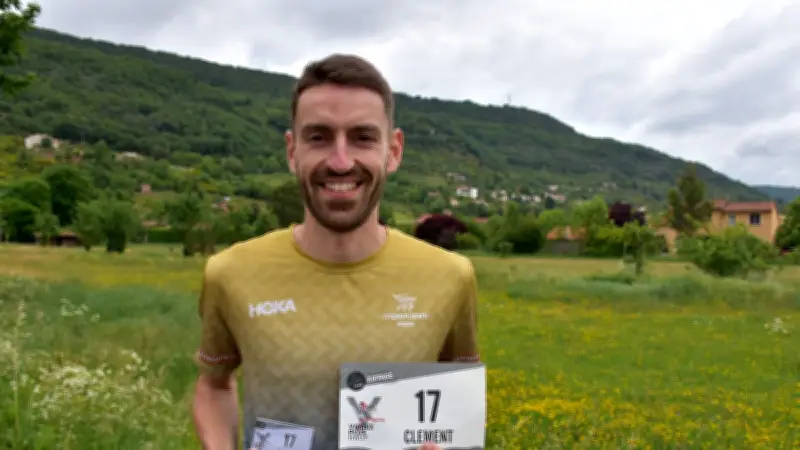 Clément Perrin transforme les souvenirs de trail en magnets uniques
