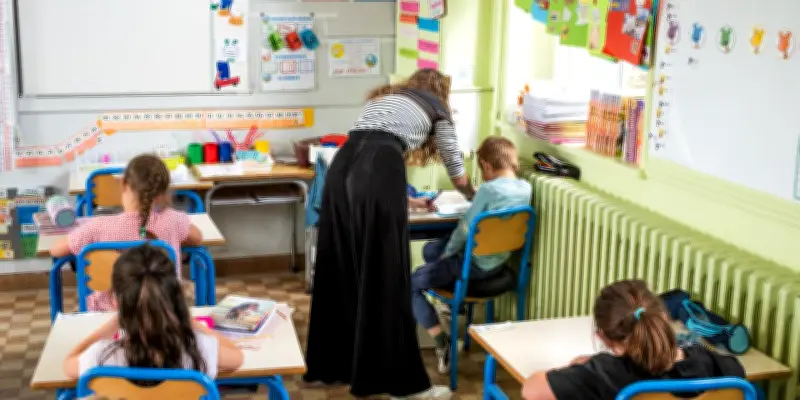 École inclusive : l'Assemblée rejette à nouveau les pôles d'appui à la scolarité