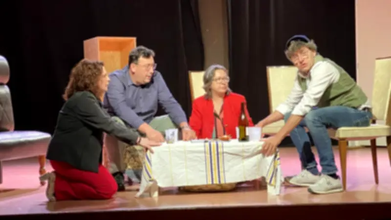 Comédie « La Peau des autres » : échange de corps entre voisins au Patronage