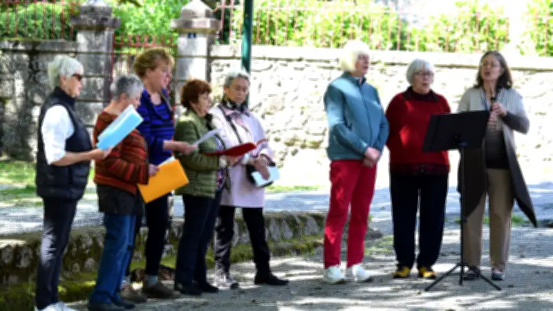 Commémoration du 8 mai 1945 à Chamborigaud avec la chorale locale