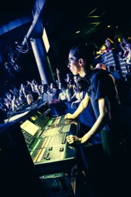 Concerts et festivals : la timide féminisation des métiers du live