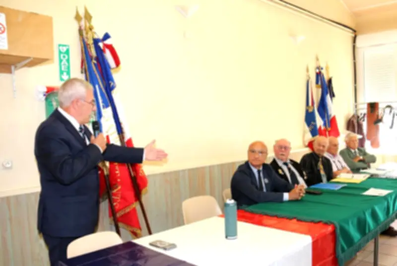 Conférence de l'Arac à Villefranche-du-Queyran : paix et mémoire