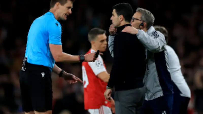 Daniel Siebert arbitrera la finale PSG-Arsenal en Ligue des champions