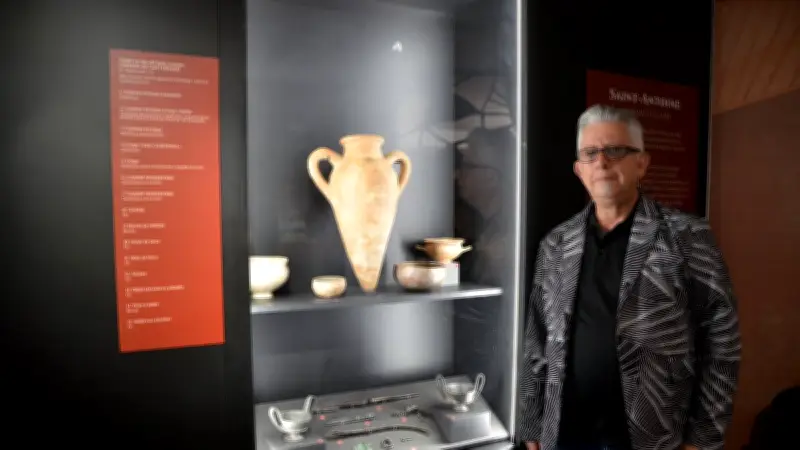 Découverte archéologique majeure à Castelnau-de-Guers exposée au Musée de l'Éphèbe