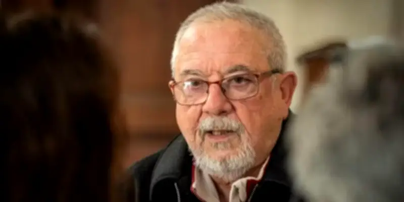 Dédicace de « Mon enfance à Bétharram » à E. Leclerc le 23 mai