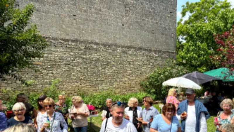 Dernière journée printanière au presbytère de Congénies