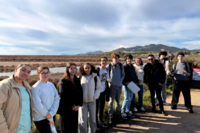 Des lycéens finalistes pour sauver les salins d'Hyères avec un filtre écologique