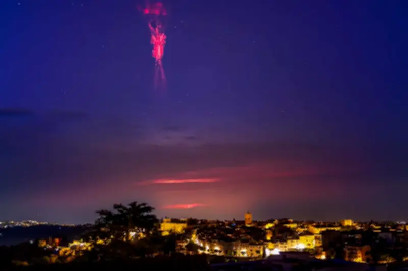 Des sprites rouges observés dans le ciel depuis la Côte d'Azur
