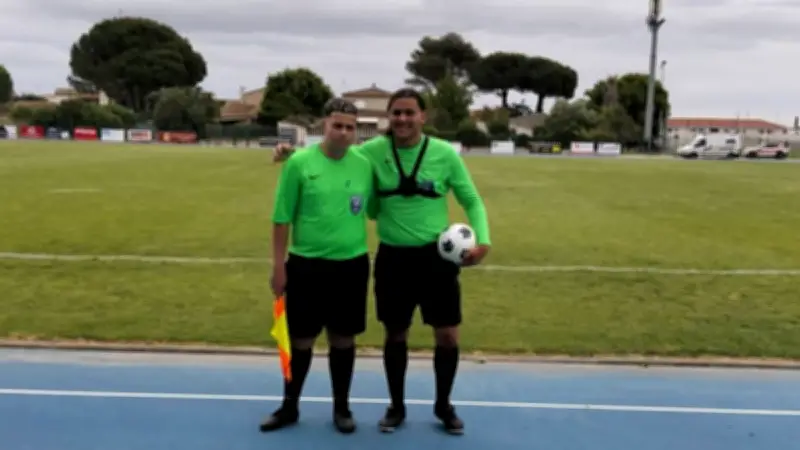 Deux jeunes arbitres U17 officient la finale Gard-Lozère