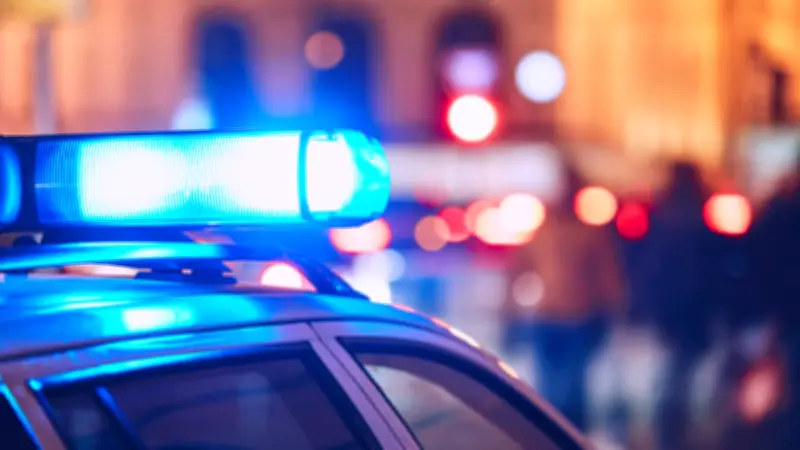 Deux sœurs mortes à Paris : enquête pour meurtre, le frère suspecté