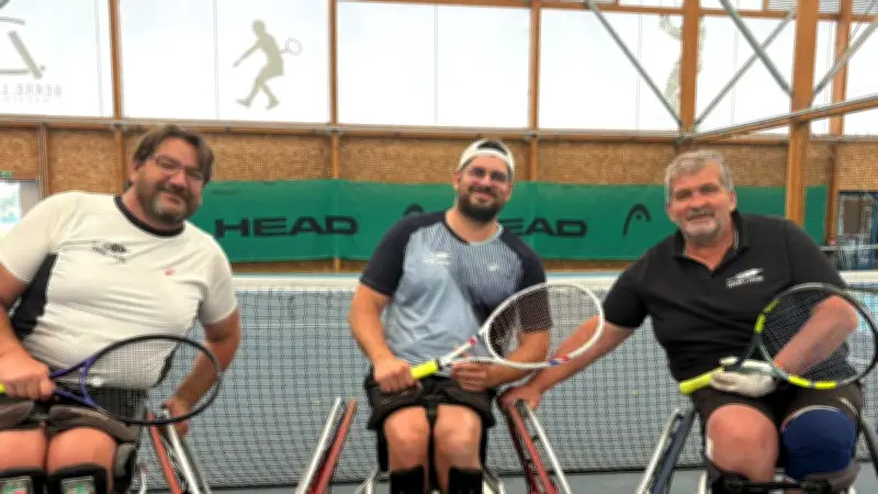 Deux Valrassiens en route pour Roland-Garros en tennis fauteuil