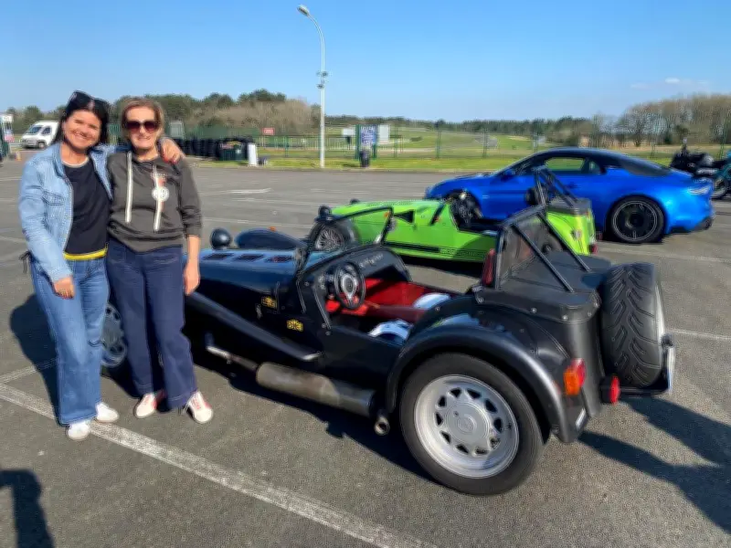 Deux Villenavaises unies pour le rallye solidaire Roses des Sables