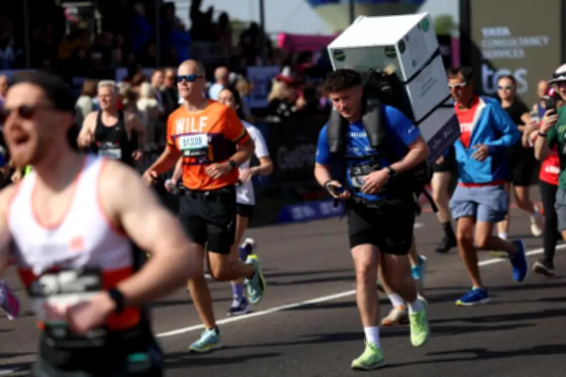 Défi des frères Adams : 32 marathons en 32 jours pour la démence