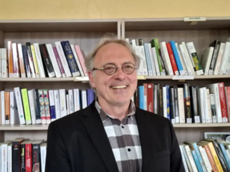 Didier Trimoulet publie « Chants d’encre et de papier », un 25e recueil de poésie