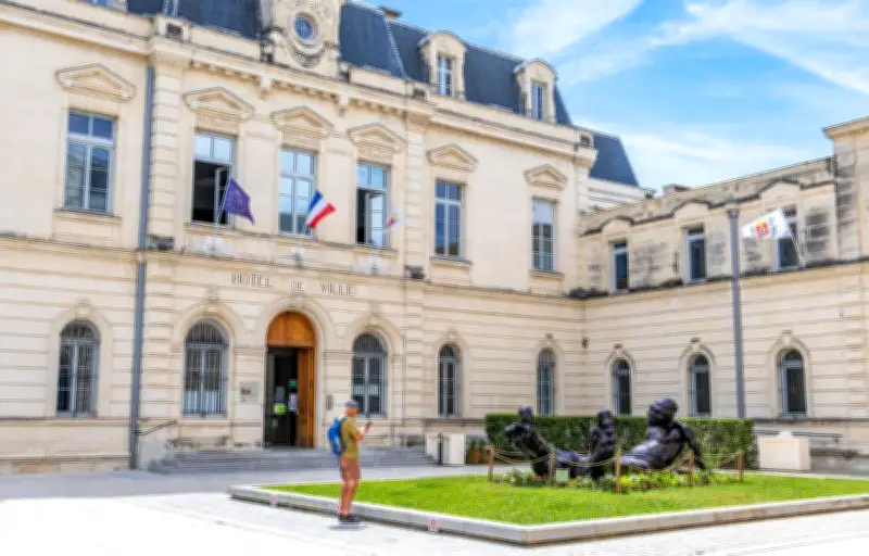 Directeur de police municipale roué de coups à Montélimar : quatre fractures au visage