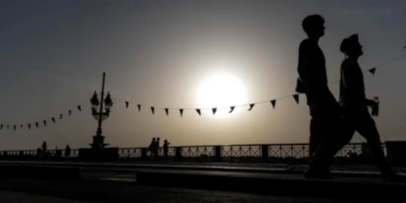 Dôme de chaleur : la France face à une canicule précoce et inédite